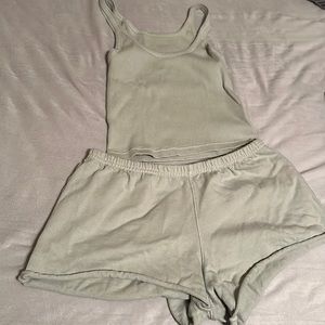 brandy melvile set! shorts and tank top (top and bottom together set)